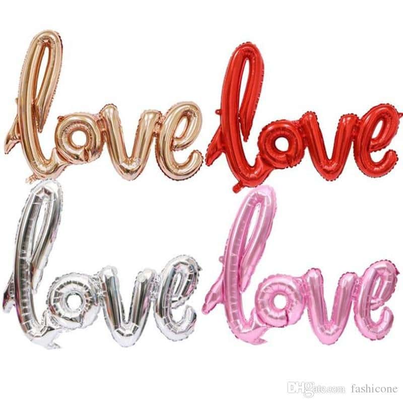 Love балони, въздушни балони с надпис love, празнични балони за романтични събития, декоративни балони за парти, украса с балони за любовни празници.