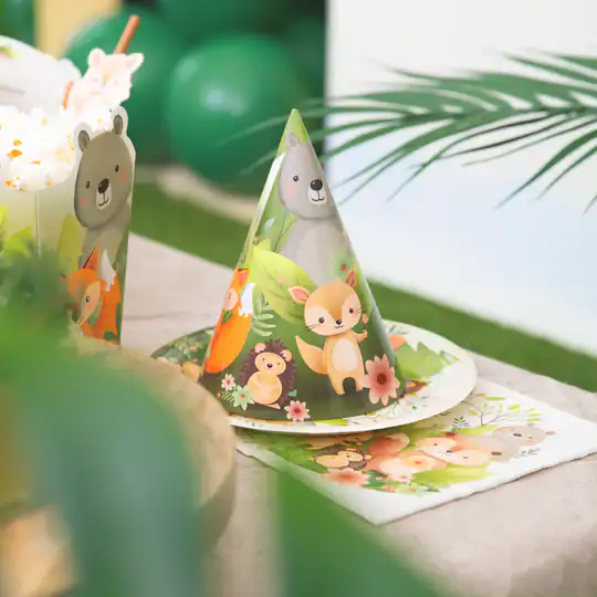 Custom детски парти шапки с животински мотиви за незабравимо празнично настроение. Идеални за детски рожденни дни, тематични партита и игри на открито. Лесни за поставяне и с ярки цветове.